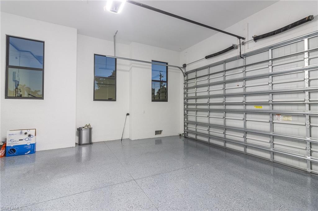 MARCO BEACH - Residential