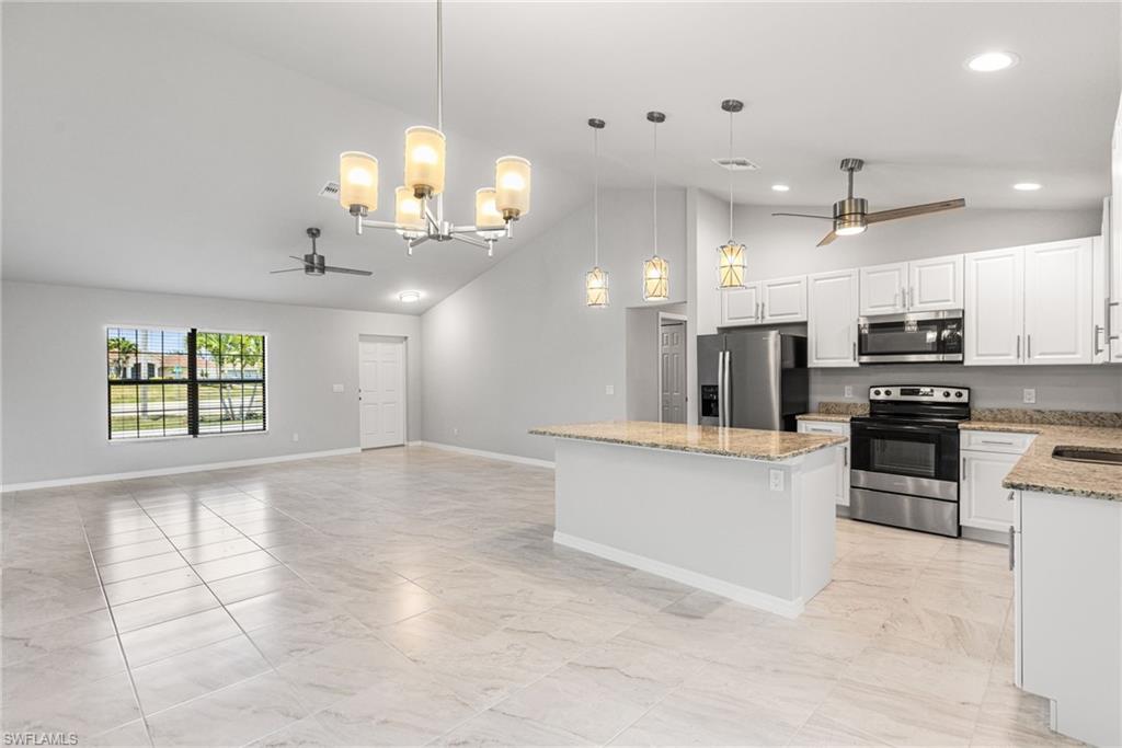 CAPE CORAL - Residential Lease