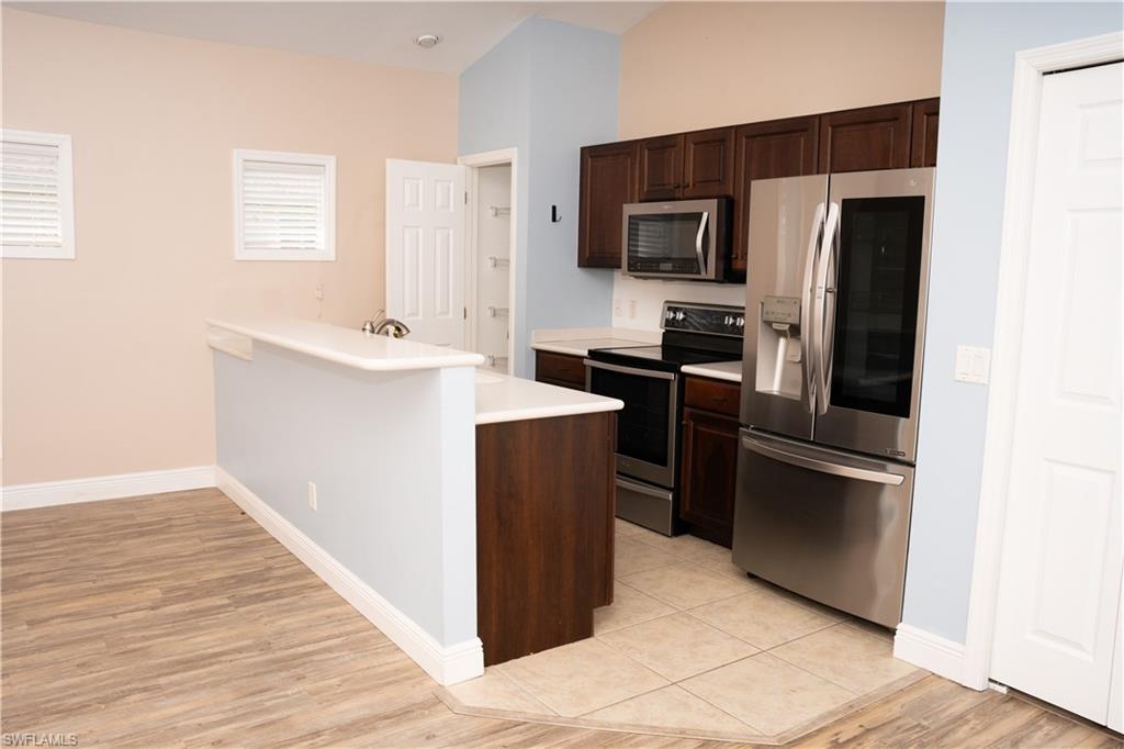 CELEBRATION CAPE - Residential