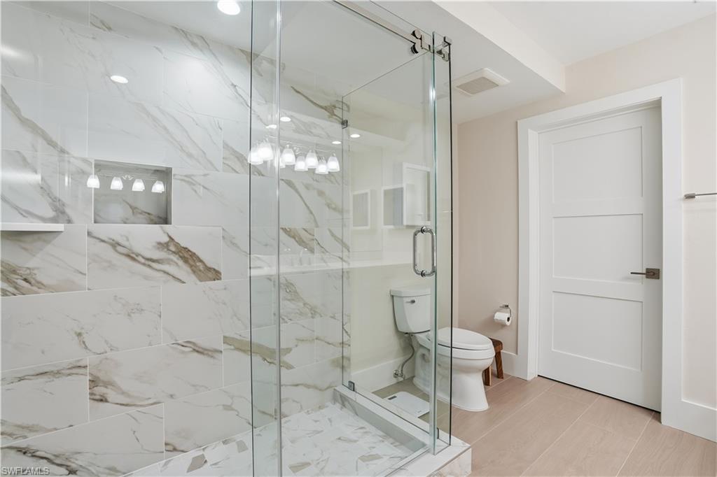 IMPERIAL SHORES - Residential