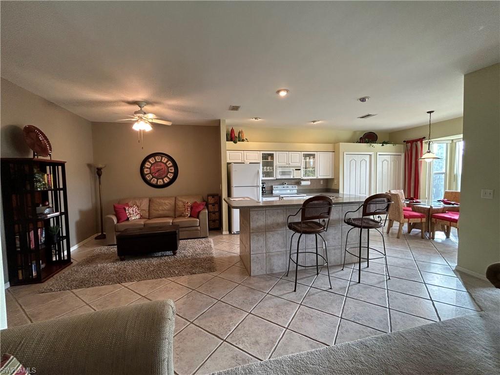 VILLAGES AT COUNTRY CREEK - Residential Lease