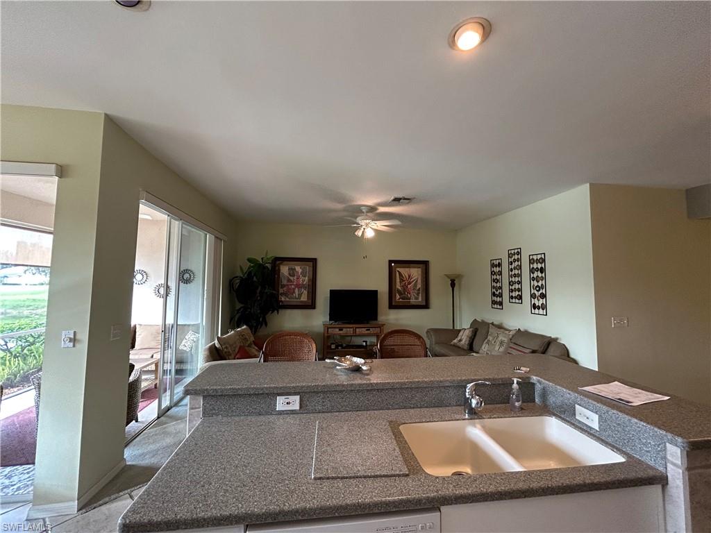 VILLAGES AT COUNTRY CREEK - Residential Lease