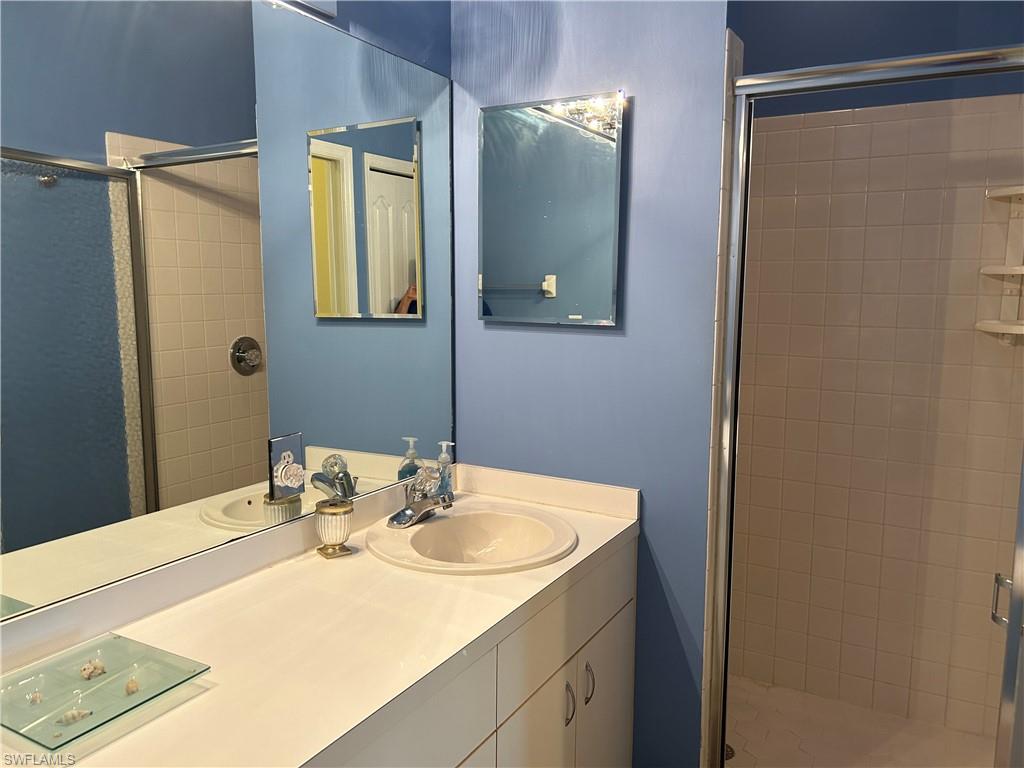 VILLAGES AT COUNTRY CREEK - Residential Lease