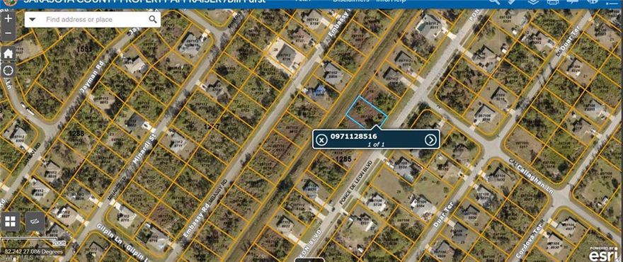 Beautifull lot offers a unique opportunity to build the home of your dreams, Situated in North Port a quiet area, this land boast panoramic views and convenient location close to local amenities. With ample space to design and build, this lot is perfect for those looking to create their own personal paradise. Don't miss the change to turn the space this land into your HOME!!