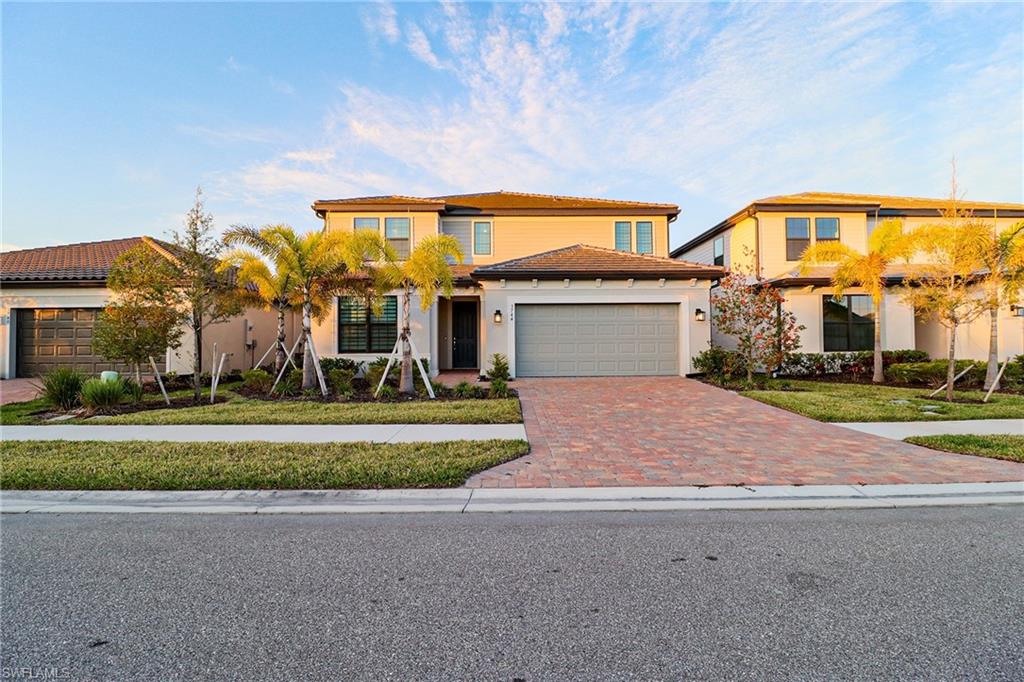 HAMPTON LAKES - Residential Lease