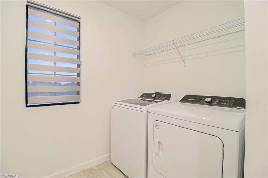 HAMPTON LAKES - Residential Lease