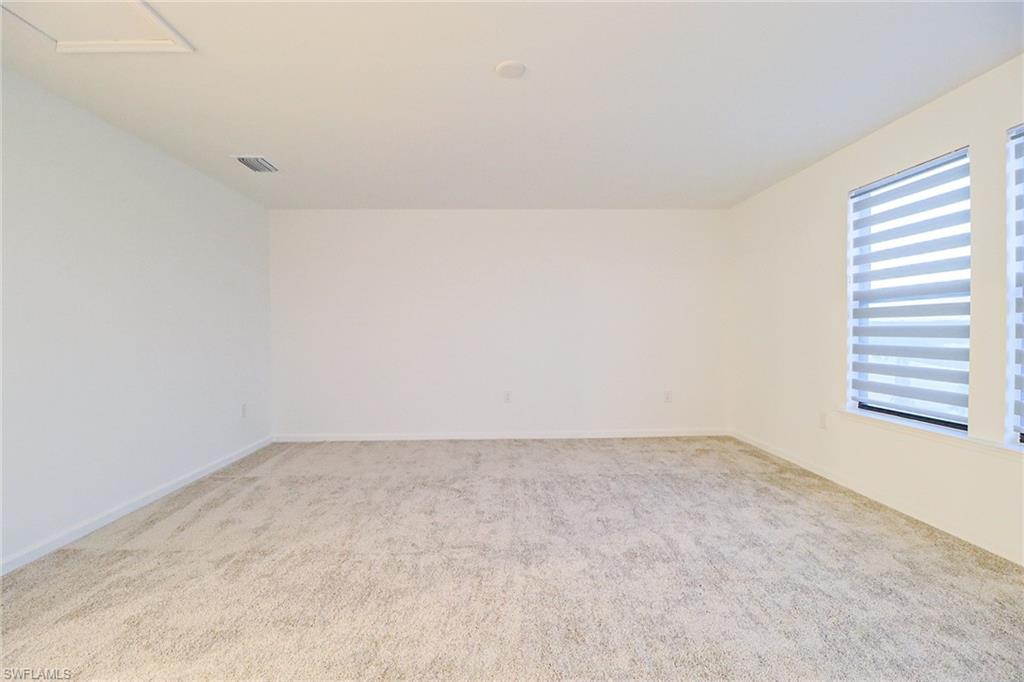 HAMPTON LAKES - Residential Lease