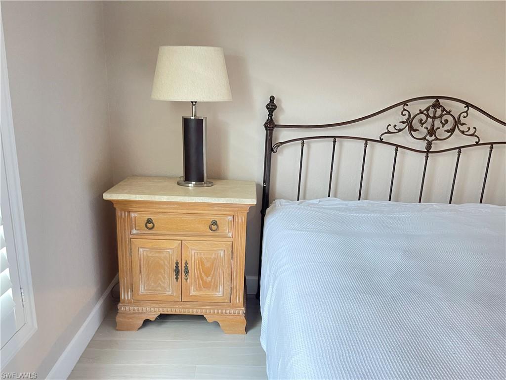 BARRINGTON CLUB - Residential Lease