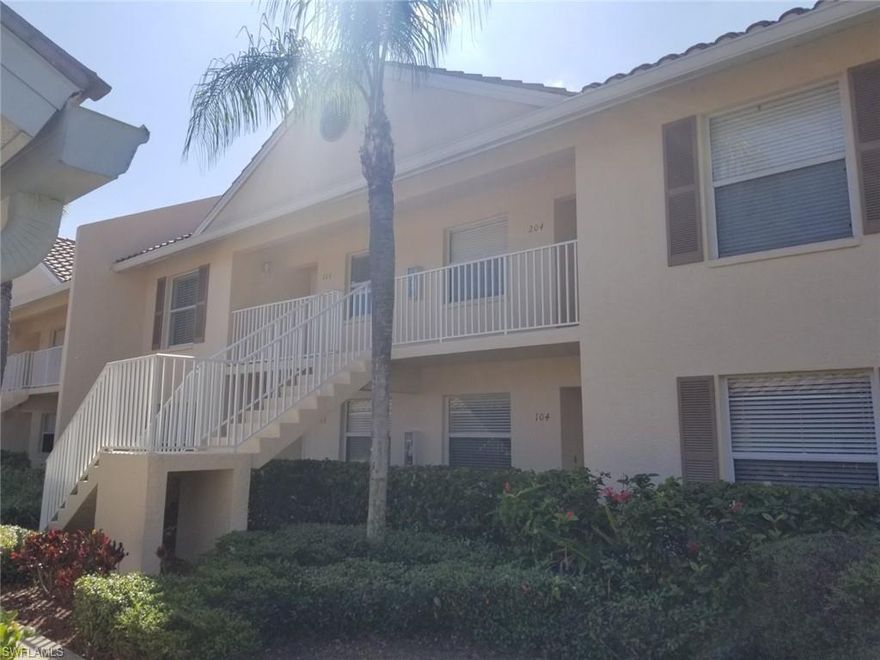 Highest And Best due Date Is 11/27/2019 11:59:00 PM MST.  

Watch the sunset over the LAKE from this second floor like new 2 bedroom-2 bath condo - located near one of two heated pools in this meticulously landscaped community.  Sherwood is located 15 minutes from downtown Naples/5th Ave./and the beaches. The private detached garage is great for storage and not usually found in this price range. The clubhouse features an exercise room, social gathering area, library, and kitchen. All this with LOW fees....priced to sell !!