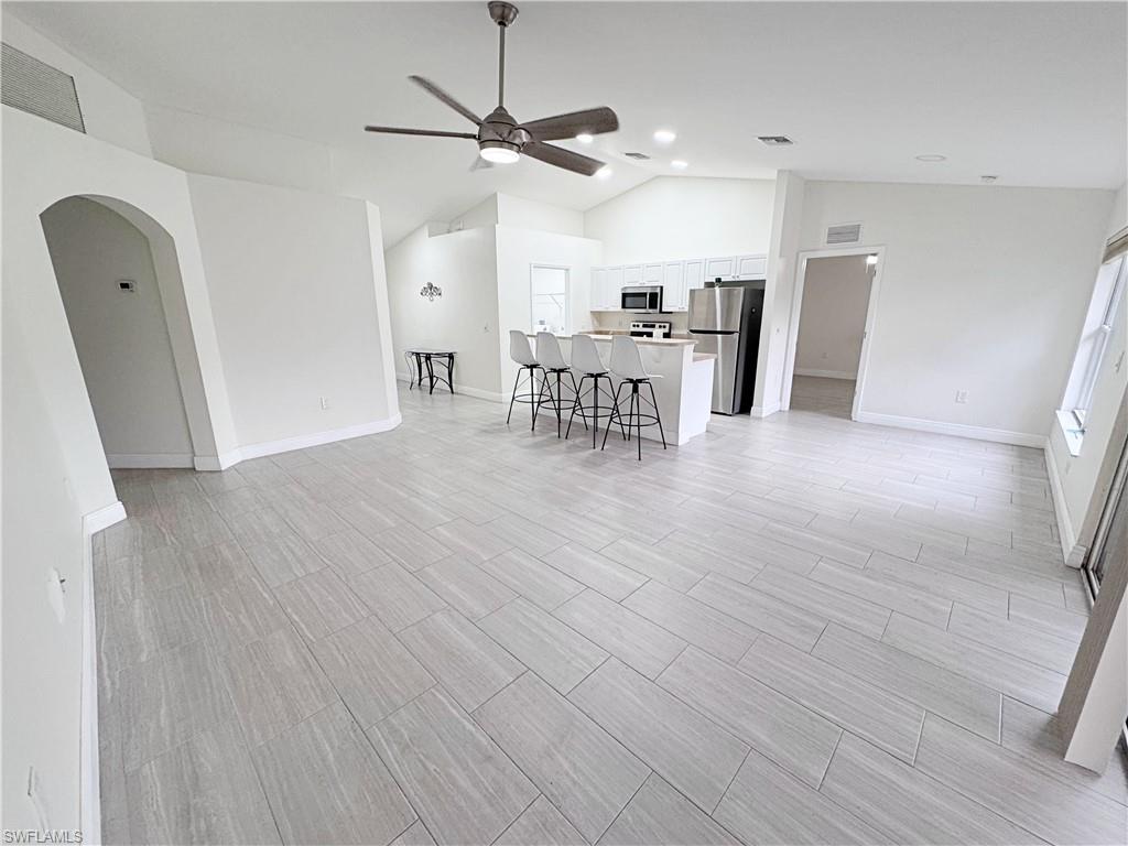 CAPE CORAL - Residential