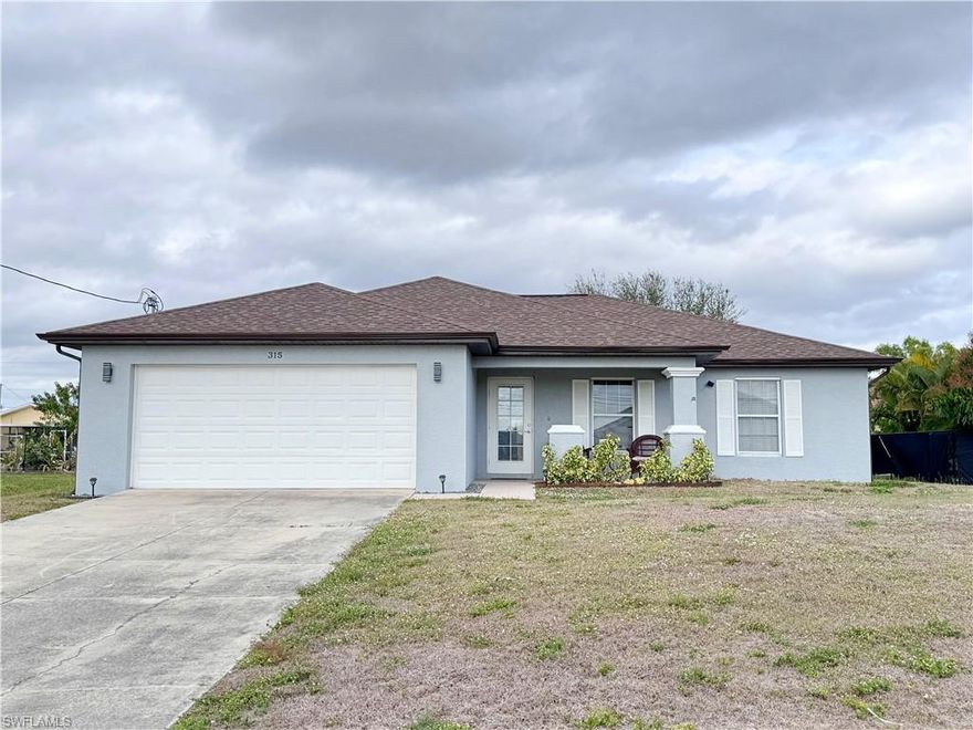 This charming home is located in a rapidly growing area with plenty of new construction nearby. It features 3 bedrooms plus a den, 2 bathrooms, tile flooring throughout, freshly painted interior, and a roof replaced in 2023. Appliances are 2024. Hurricane panels provide added peace of mind. The property did not sustain any damage from Hurricane Ian. Conveniently located near schools, shopping, dining, and everyday amenities. An affordable opportunity to own in an expanding community.