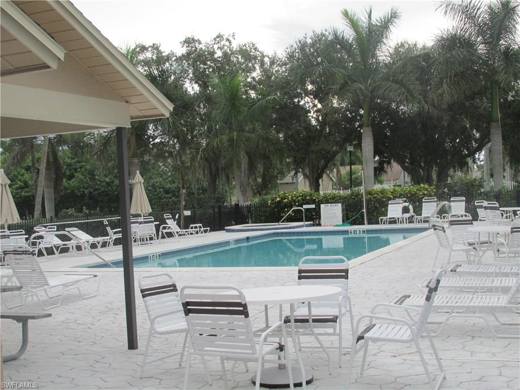 KELLY GREENS - Residential