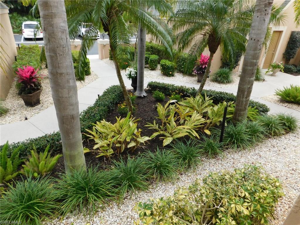 KELLY GREENS - Residential