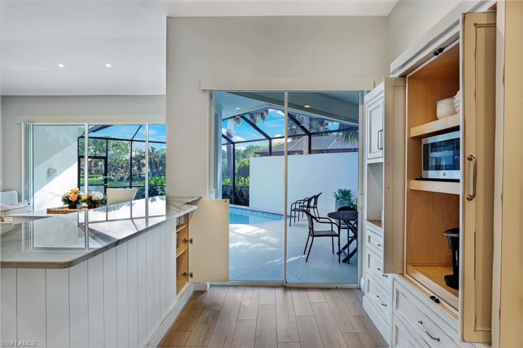 LIGHTHOUSE BAY - Residential