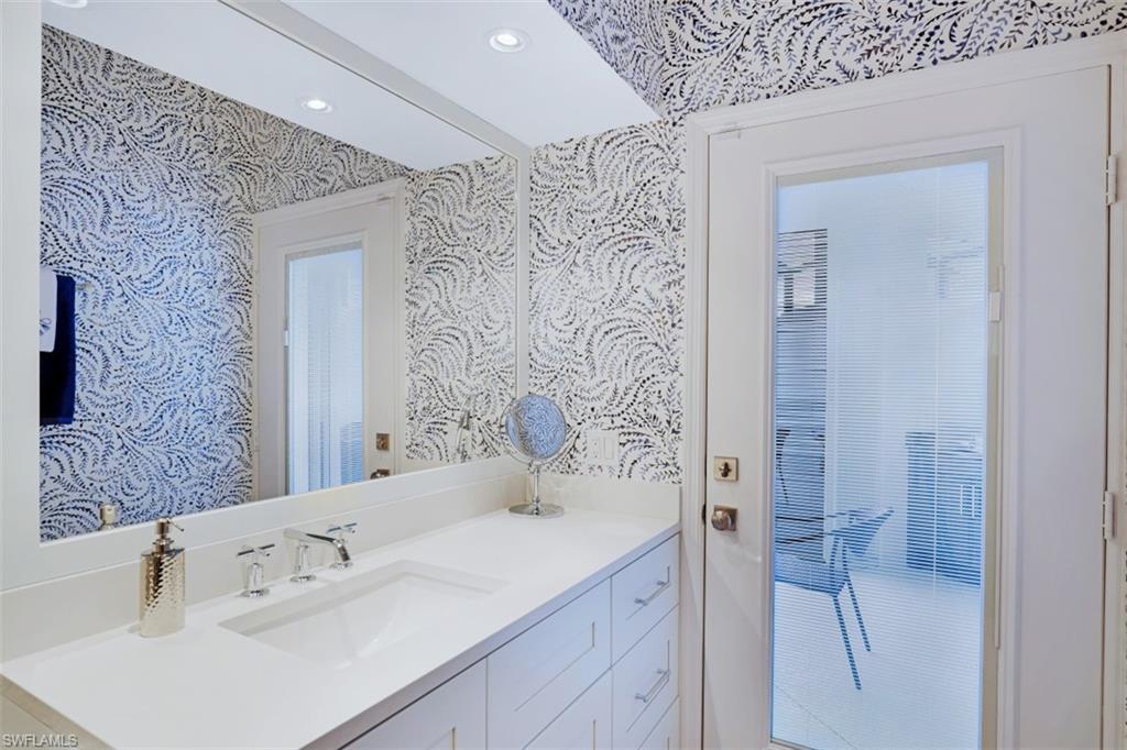 LIGHTHOUSE BAY - Residential