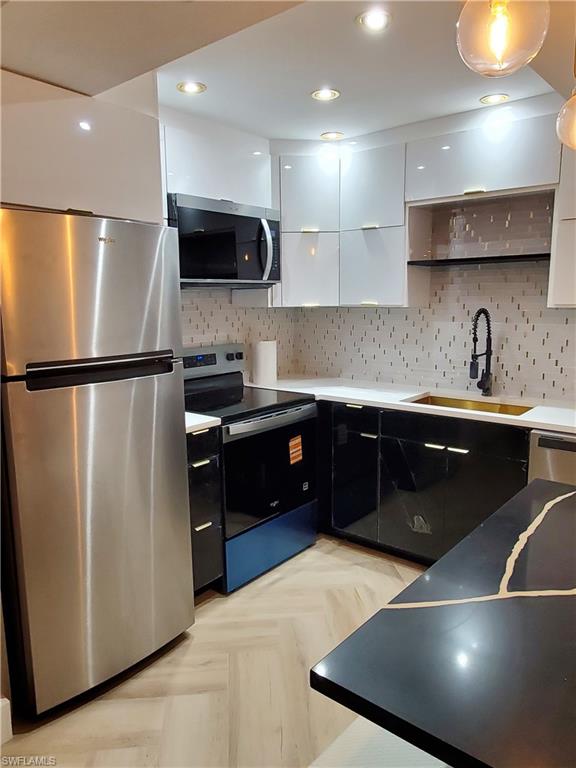 BAYVIEW - Residential Lease