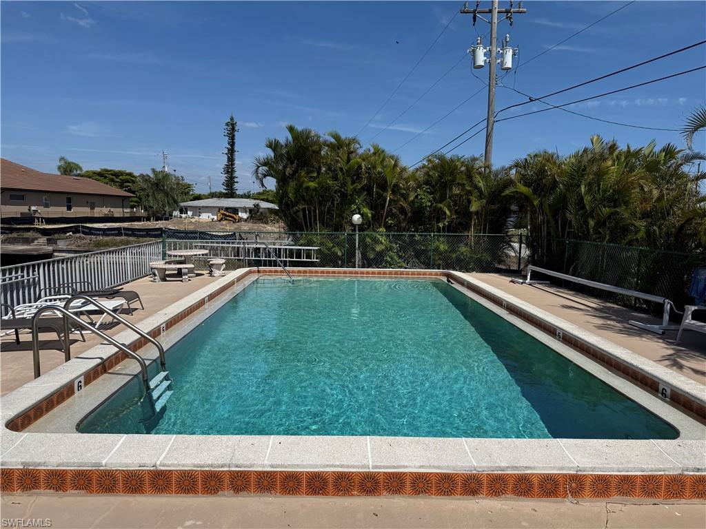 AVALON PLACE CONDO - Residential