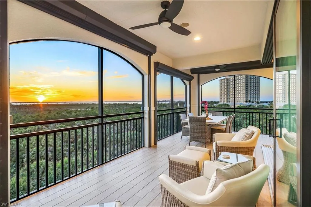 Bonita Springs, Florida 34134, United States, 3 Bedrooms Bedrooms, ,4 BathroomsBathrooms,Residential,Pending,23459