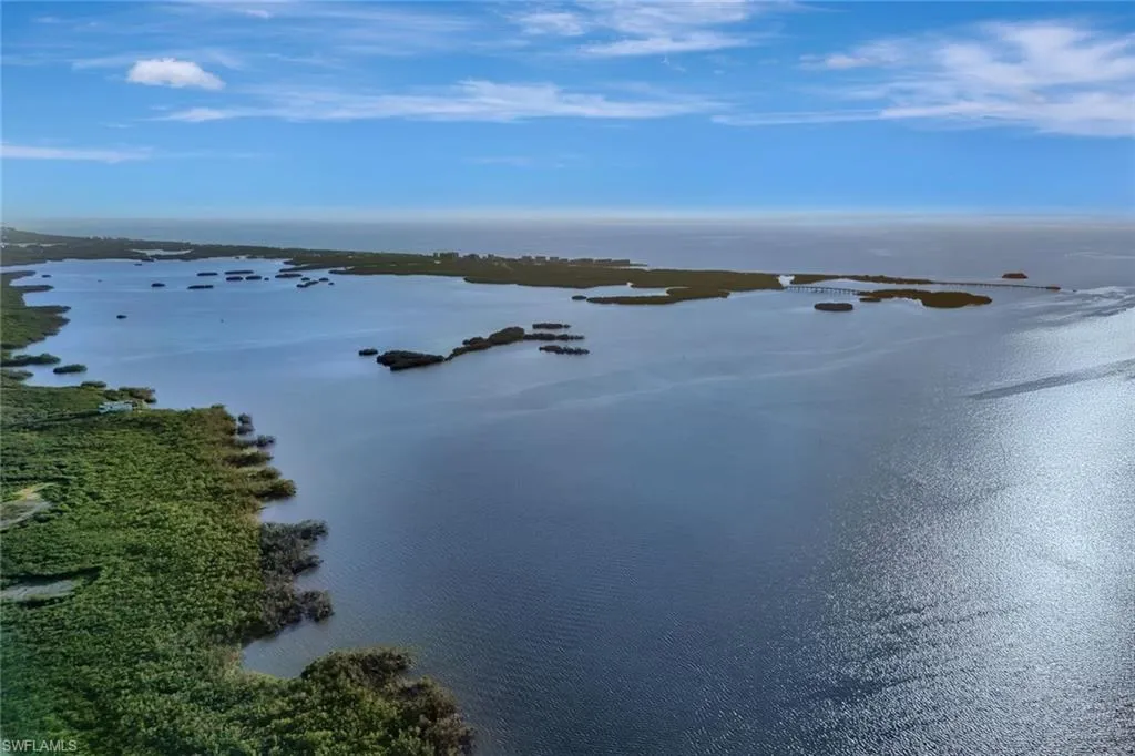 Bonita Springs, Florida 34134, United States, 3 Bedrooms Bedrooms, ,4 BathroomsBathrooms,Residential,Pending,23459