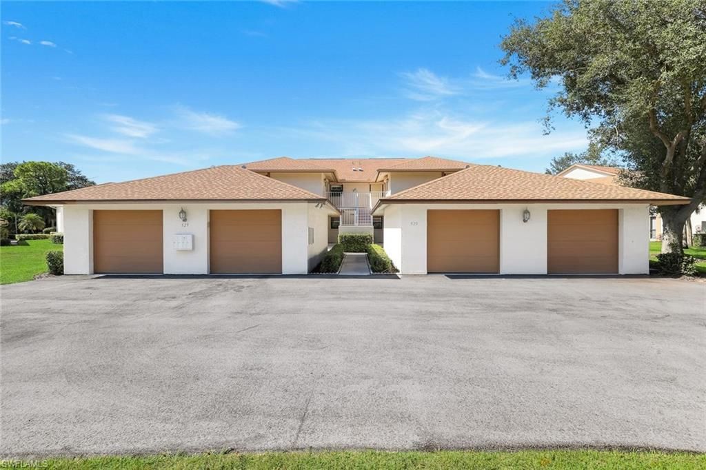 Photo of 529 Lake Louise CIR #101, NAPLES, FL 34110 (MLS # 225074214)