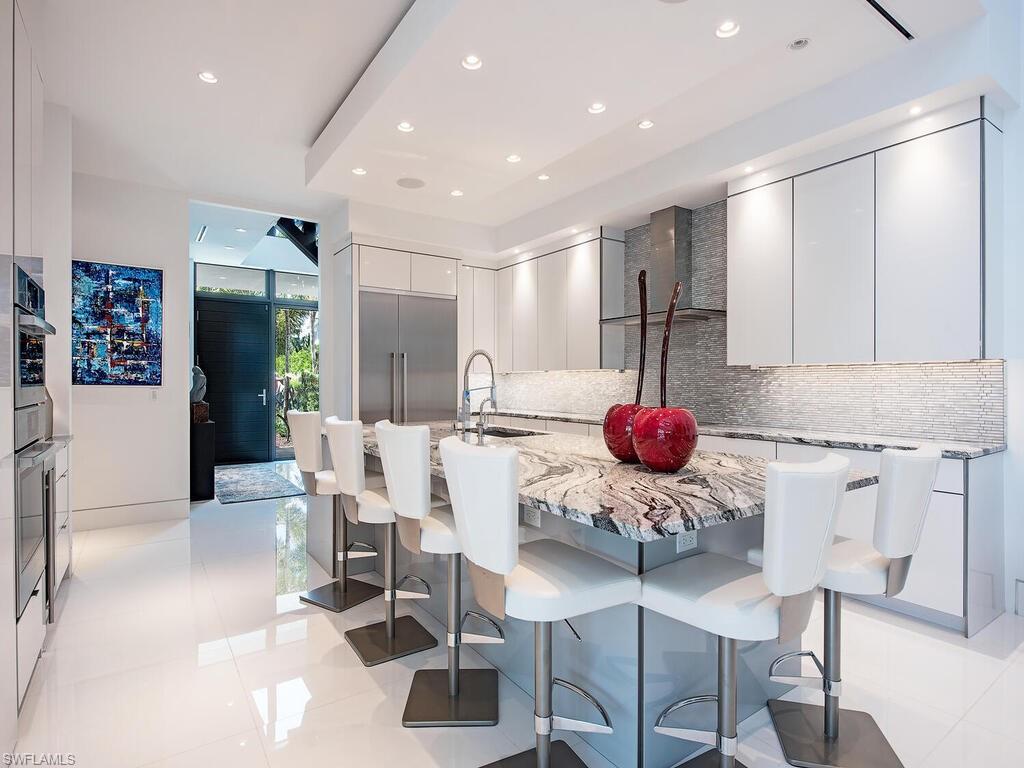 MOORINGS - Residential