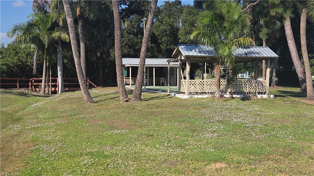 TROPIC TERRACE - Residential