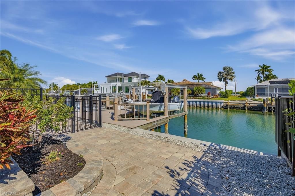 MARCO ISLAND - Residential