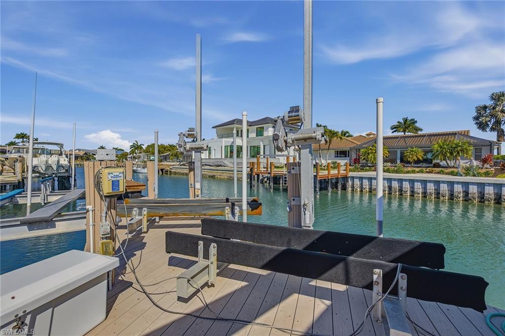 MARCO ISLAND - Residential