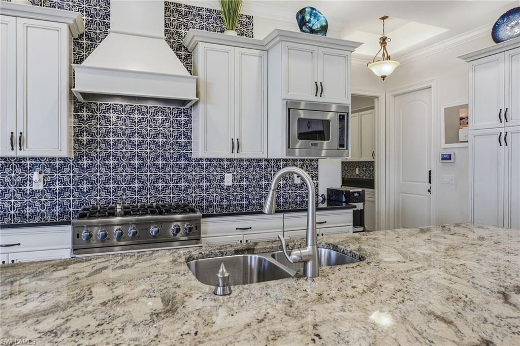 MARCO ISLAND - Residential