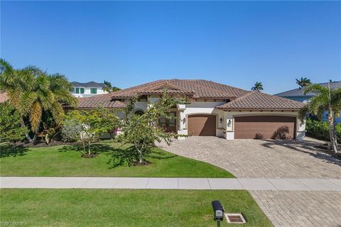 137 Hollyhock CT MARCO ISLAND FL 34145