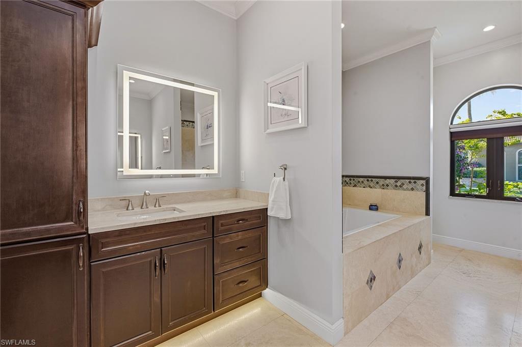 MARCO ISLAND - Residential