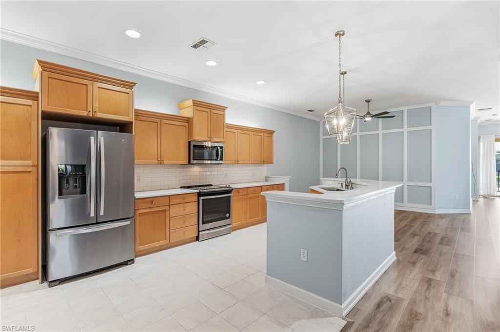 8565 Via Garibaldi CIR 206