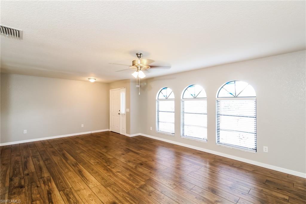 NORTH PORT - Residential Lease