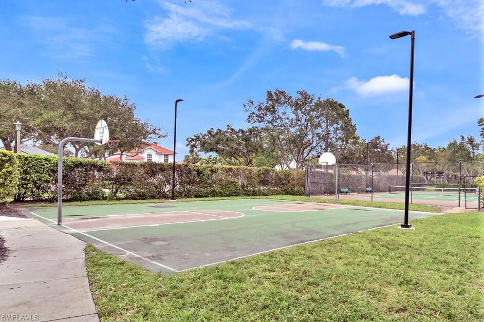 AUTUMN WOODS - Residential Lease