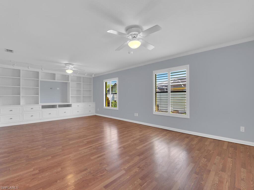 WHISKEY CREEK - Residential