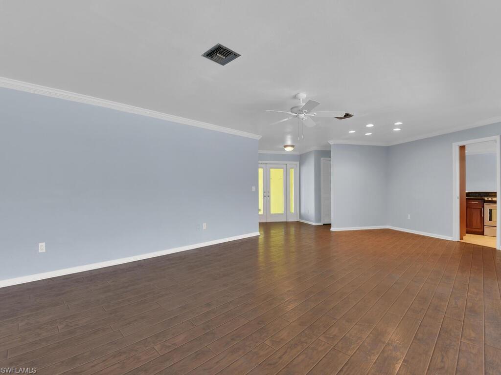 WHISKEY CREEK - Residential