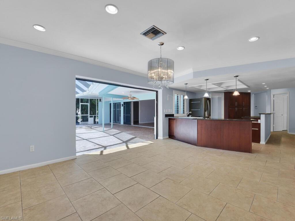 WHISKEY CREEK - Residential