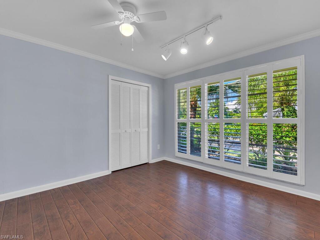 WHISKEY CREEK - Residential