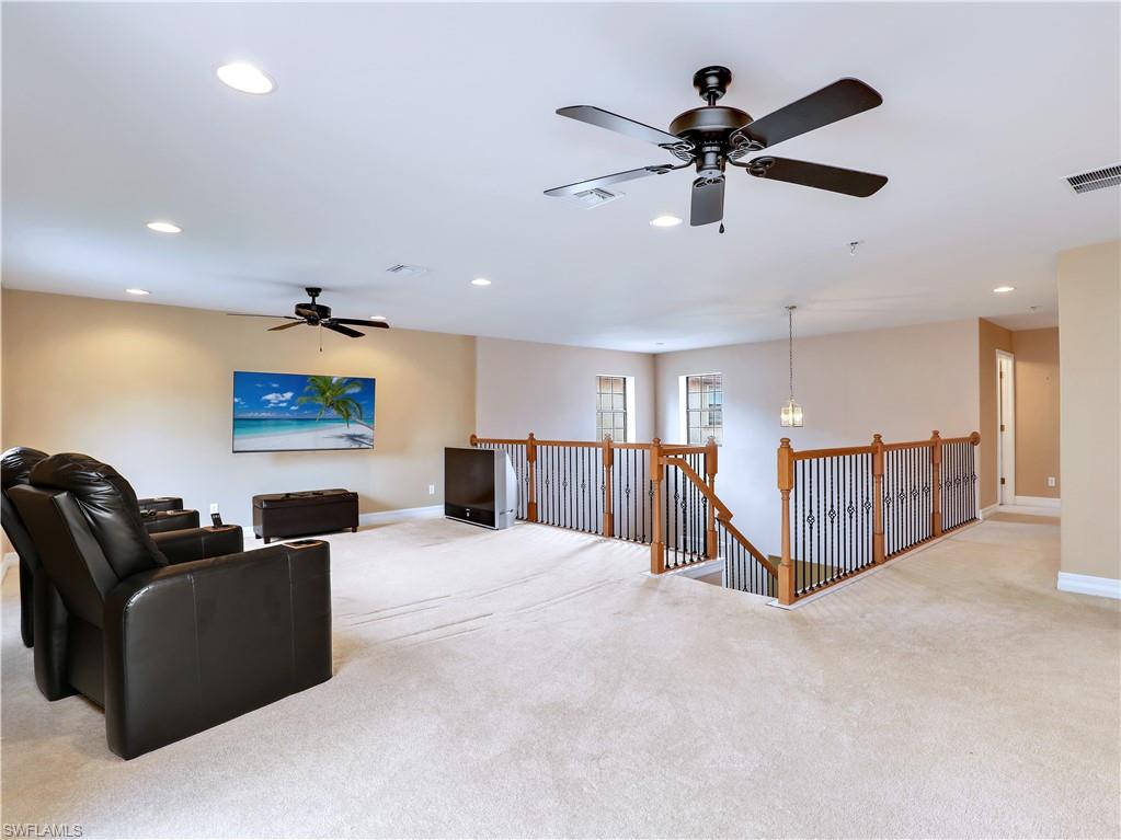 REFLECTION ISLES - Residential