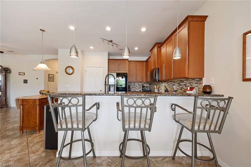 RIO VILLA LAKES - Residential