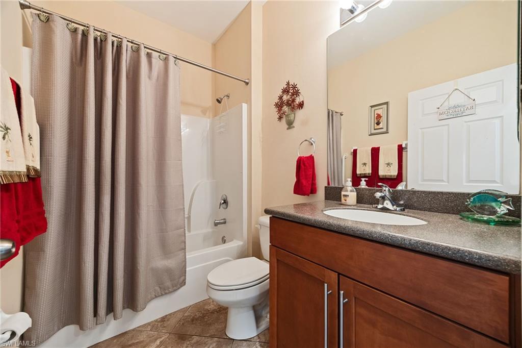 RIO VILLA LAKES - Residential