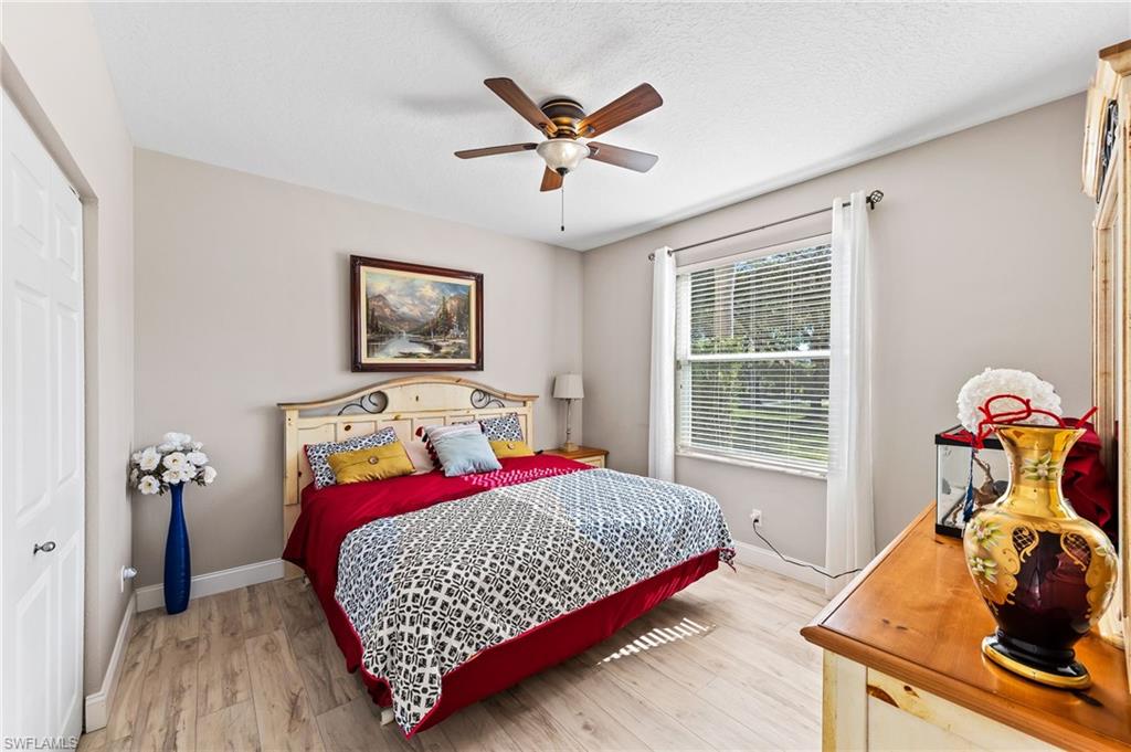 HUNTINGTON LAKES - Residential