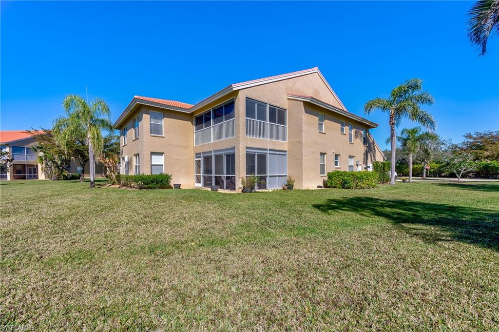 HUNTINGTON LAKES - Residential