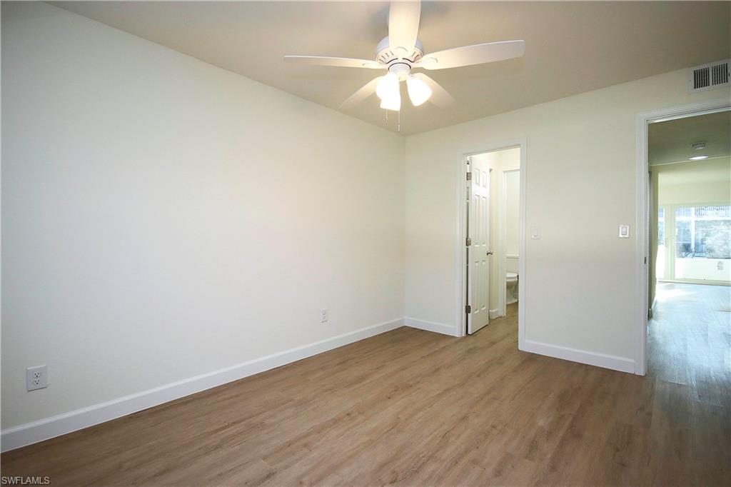 CAPTAINS WALK - Residential