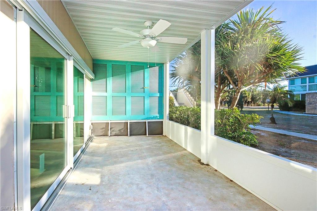 CAPTAINS WALK - Residential