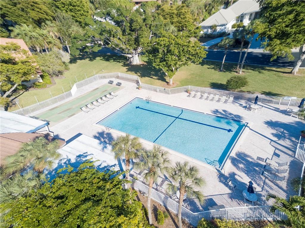 ISLES OF CALOOSA YACHT + RACQUET CLUB - Residential