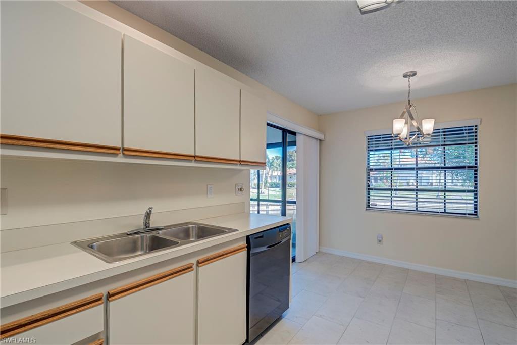 ISLES OF CALOOSA YACHT + RACQUET CLUB - Residential