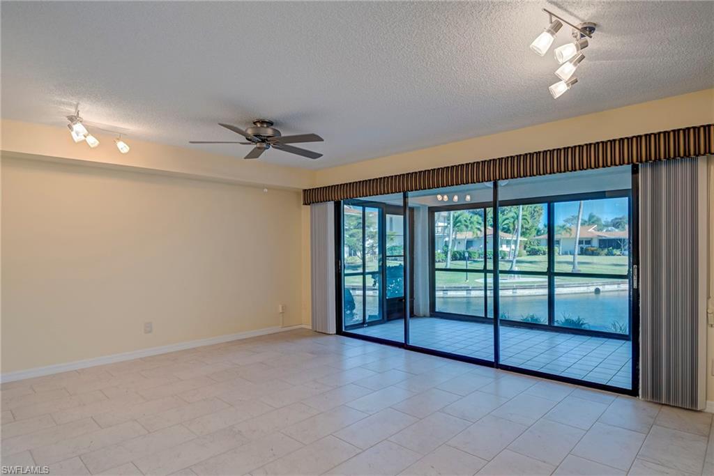 ISLES OF CALOOSA YACHT + RACQUET CLUB - Residential