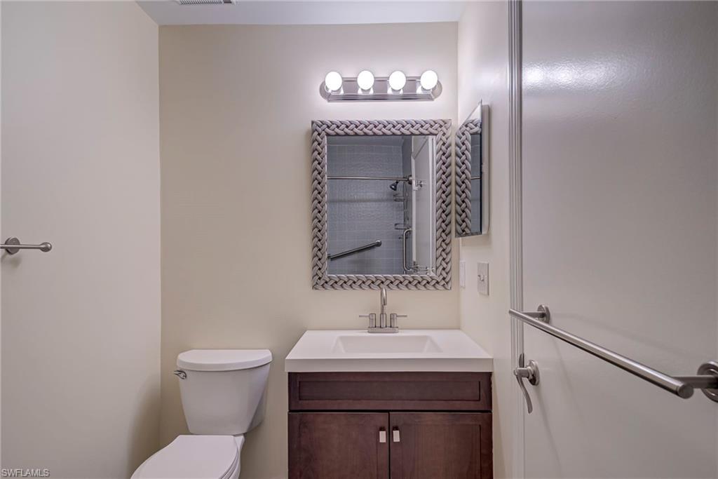 ISLES OF CALOOSA YACHT + RACQUET CLUB - Residential