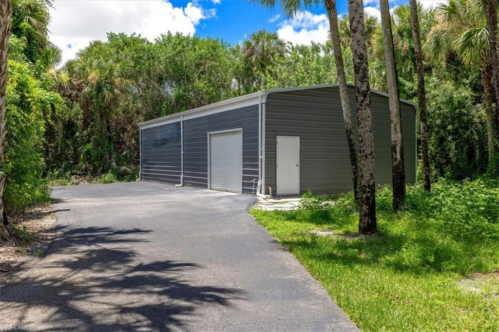 GOLDEN GATE ESTATES - Residential